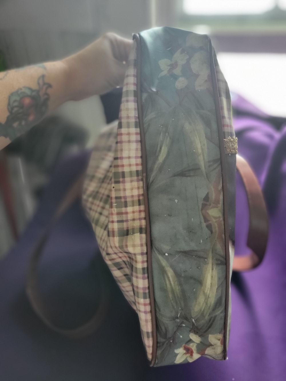 Vintage Floral Portrait Tote Bag in Green and Brown - Picture 7 of 13